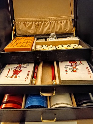 Rowallan game set case - game, w/